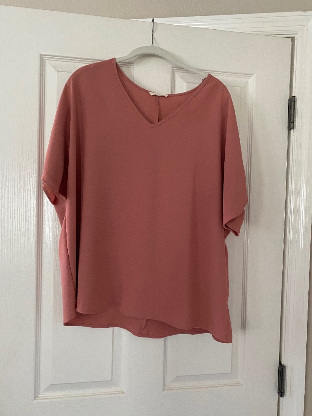 Entro Botique V Neck